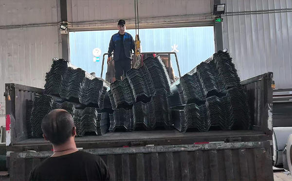 楼承板及装配式建材新应用:十全彩钢厂多品类协同能力获项目验证